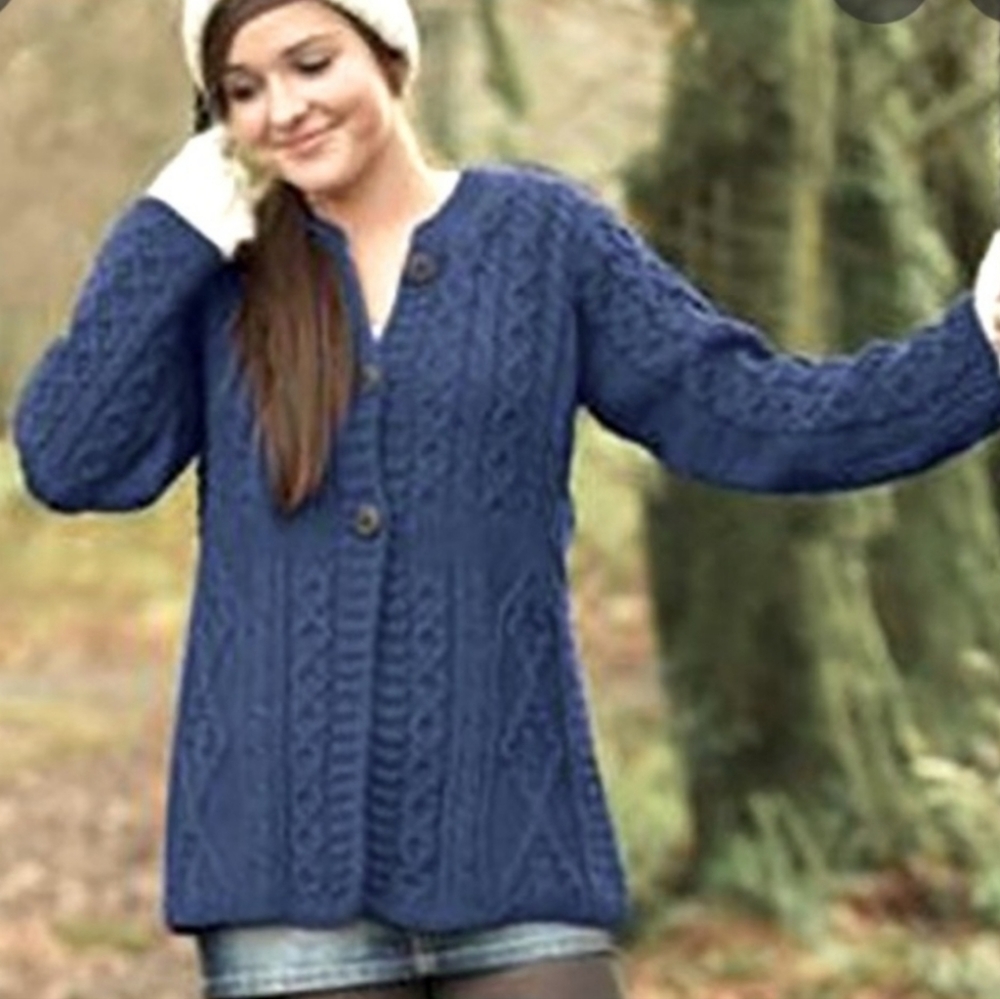 Shannon Woolen Mills | Cable Knit Fisherman 100% Merino Wool Sweater Cardigan - Picture 4 of 13